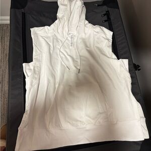 LULULEMON White Sleeveless Hoodie. Size 8 worn 1x line dry MINT condition.